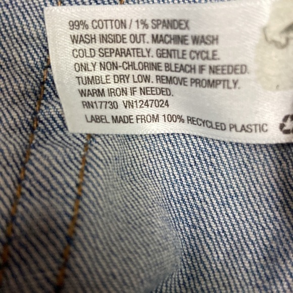 Wild Fable High Rise Mom Jeans with Distressed Rips - Picture 7 of 7